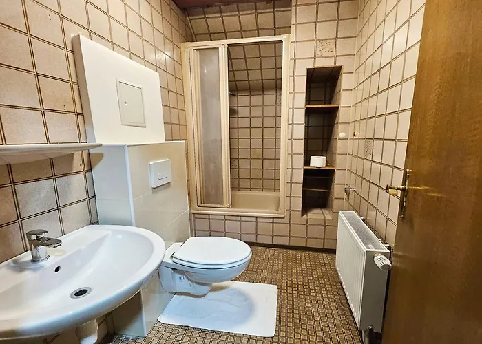 Work & In * Leverkusen