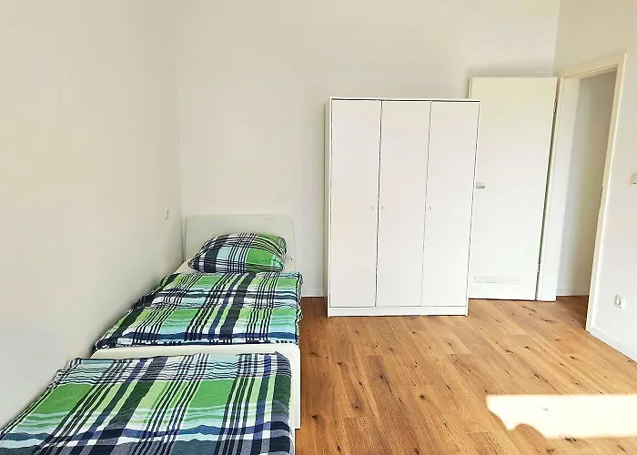 Apartman Work & In *